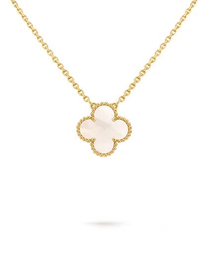 MOTHER-OF-PEARL CLOVERPENDANT NECKLACE