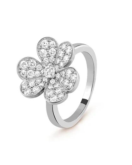 FLORAL PETAL RING